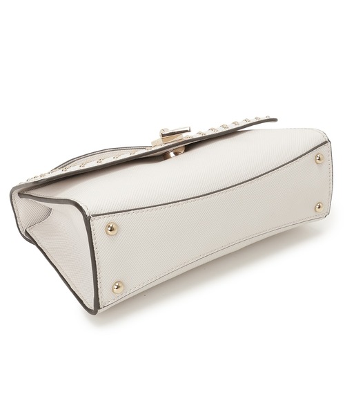 PATSIE Top Handle Flap ハンドバッグ | GUESS(ゲス) JAPAN 公式