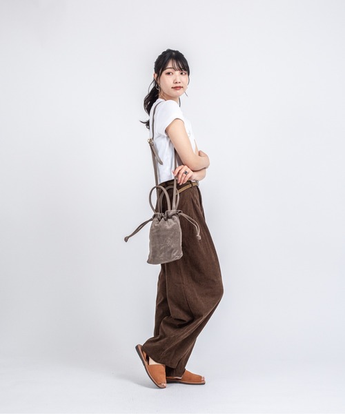 AULENTTI（オウレンティ）の「【AULENTTI/オウレンティ】2WAY レザー巾着ショルダーバッグ  トートバッグ　イタリア製（ショルダーバッグ・レディース・ブラウン/ダークブラウン/モカ・FREE）」の17枚目の写真