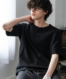 Rocky Monroe | ケミカル加工 短丈 クロップド ショート丈半袖コットンヘンリーネックTシャツ(Tシャツ/カットソー)
