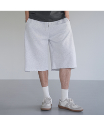 GCLIP（ジクリップ）の「ストリングバンディングサイドピンタックバミューダトレーニングスウェットショートパンツ3カラー（その他パンツ）」