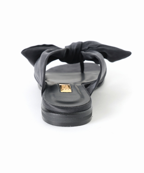 GRISE(グリーズ)の「《/WEB+一部店舗限定》GRISE BOW THONG サンダル(サンダル・レディース・ブラック/グリーン/キャメル・MEDIUM/SMALL/X-LARGE/LARGE)」の7枚目の写真