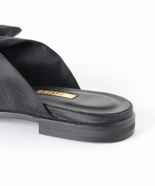 GRISE(グリーズ)の「《/WEB+一部店舗限定》GRISE BOW THONG サンダル(サンダル・レディース・ブラック/グリーン/キャメル・MEDIUM/SMALL/X-LARGE/LARGE)」の9枚目の写真