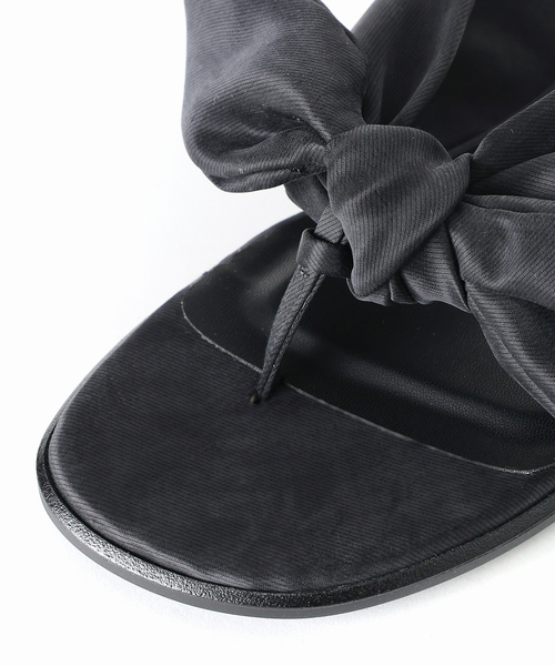 GRISE(グリーズ)の「《/WEB+一部店舗限定》GRISE BOW THONG サンダル(サンダル・レディース・ブラック/グリーン/キャメル・MEDIUM/SMALL/X-LARGE/LARGE)」の14枚目の写真