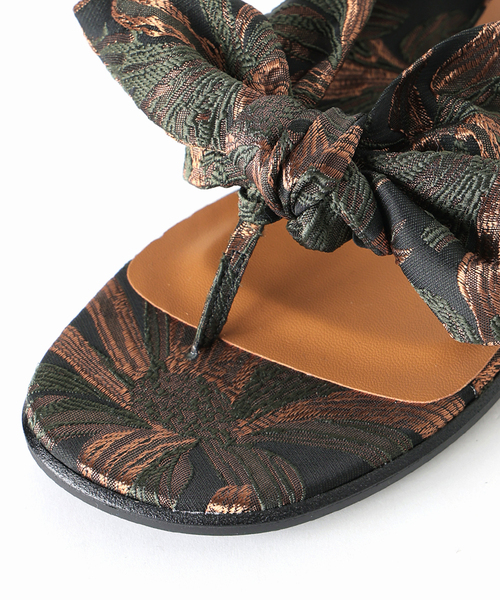 GRISE(グリーズ)の「《/WEB+一部店舗限定》GRISE BOW THONG サンダル(サンダル・レディース・ブラック/グリーン/キャメル・MEDIUM/SMALL/X-LARGE/LARGE)」の16枚目の写真