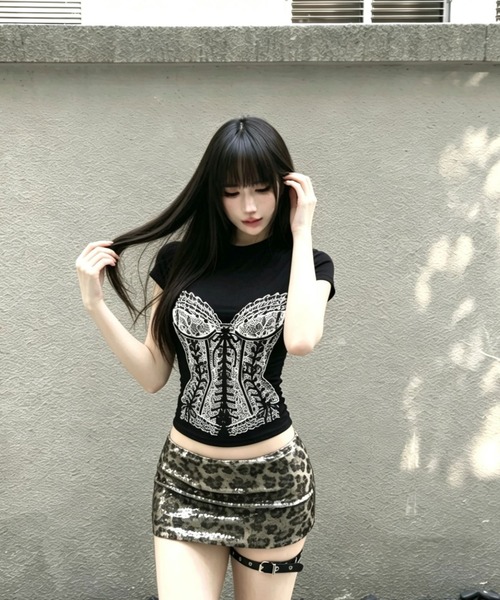 AsheKsha（アシクシャ）の「半袖Tシャツ（Tシャツ/カットソー・レディース・ブラック・M）」の2枚目の写真