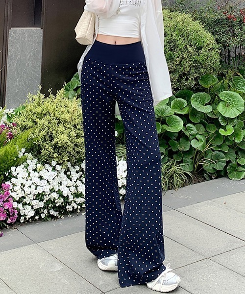 Vipoa(ヴィポア)の「Polka dot straight flare pants(その他パンツ・レディース・ブラウン/ネイビー/グレー・FREE)」の22枚目の写真