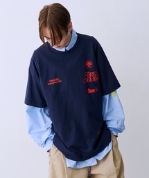 SeeSew（シーソー）の「【UNISEX】TYPOLOGO PRINT TEE タイポグラフィロゴプリントTシャツ（Tシャツ/カットソー）」