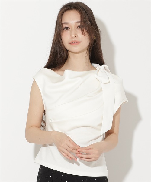 WILLSELECTION(ウィルセレクション)の「リボンショルダードレープカットトップス(Tシャツ/カットソー・レディース・グレー/オフホワイト/ブラック/ピンク・FREE)」の10枚目の写真