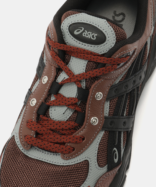 ASICS(アシックス)の「ASICS GEL-NYC 2.0 SSHS 1203A896.200(スニーカー・メンズ・ブラウン・23.5cm/24cm/25cm)」の6枚目の写真