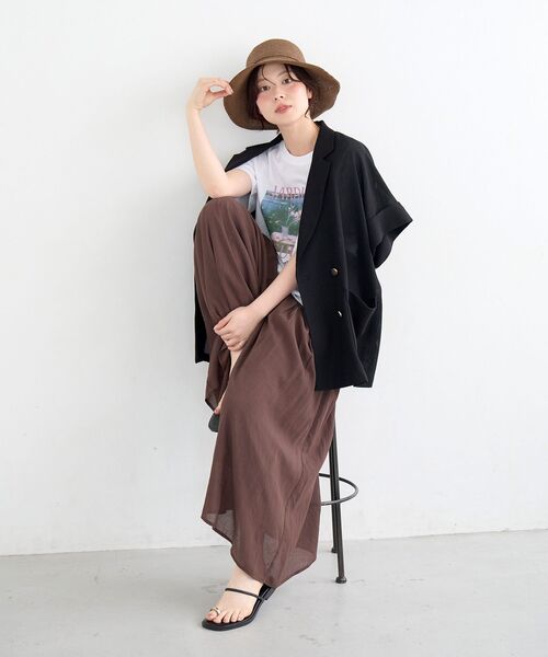 le.coeur blanc(ルクールブラン)の「JARDIN FLEURIフォトTEE(Tシャツ/カットソー・レディース・ベージュ/ネイビー/オフホワイト・38)」の7枚目の写真