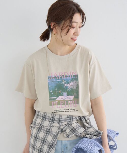 le.coeur blanc(ルクールブラン)の「JARDIN FLEURIフォトTEE(Tシャツ/カットソー・レディース・ベージュ/ネイビー/オフホワイト・38)」の14枚目の写真