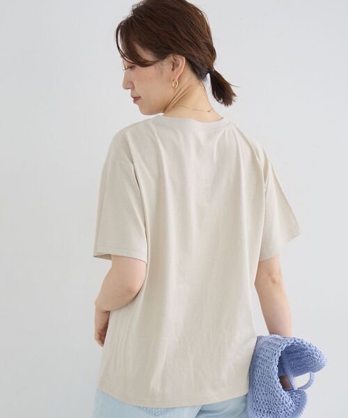 le.coeur blanc(ルクールブラン)の「JARDIN FLEURIフォトTEE(Tシャツ/カットソー・レディース・ベージュ/ネイビー/オフホワイト・38)」の13枚目の写真