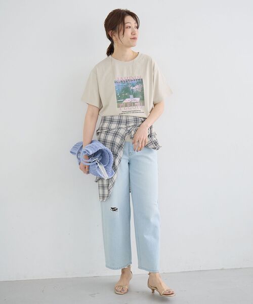 le.coeur blanc(ルクールブラン)の「JARDIN FLEURIフォトTEE(Tシャツ/カットソー・レディース・ベージュ/ネイビー/オフホワイト・38)」の11枚目の写真