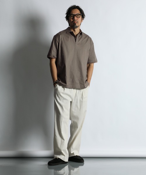The DUFFER of ST.GEORGE(ザダファーオブセントジョージ)の「C/L STRETCH SKIPPER SHIRT:綿麻ストレッチ 涼感スキッパーシャツ/ 防縮加工 / 大人カジュアル / ビジカジ / 清涼感(シャツ/ブラウス・メンズ・ブラウン/ブラック/ブルーグレー・LARGE/MEDIUM/SMALL/X-LARGE)」の19枚目の写真