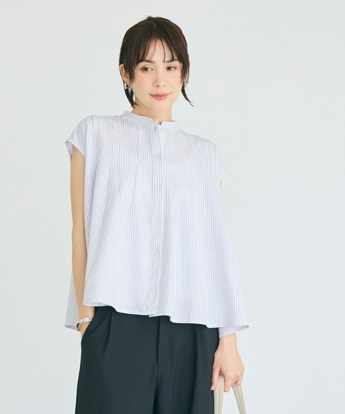 coca(coca)(コカ)の「サッカータックフレアブラウス(シャツ/ブラウス・レディース・ホワイト/ブルー・L/M/S)」の6枚目の写真
