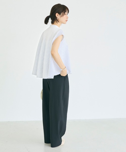 coca(coca)(コカ)の「サッカータックフレアブラウス(シャツ/ブラウス・レディース・ホワイト/ブルー・L/M/S)」の9枚目の写真