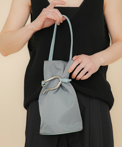 LE VERNIS（ル・ベルニ）の「LE VERNIS(ル・ベルニ)Poire bucket bag S（ハンドバッグ・レディース・グレー/ブラック/ホワイト/ブラウン・FREE）」の8枚目の写真
