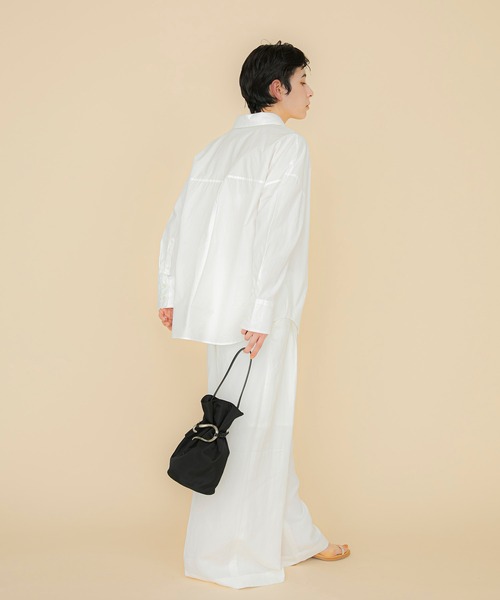 LE VERNIS（ル・ベルニ）の「LE VERNIS(ル・ベルニ)Poire bucket bag S（ハンドバッグ・レディース・グレー/ブラック/ホワイト/ブラウン・FREE）」の17枚目の写真