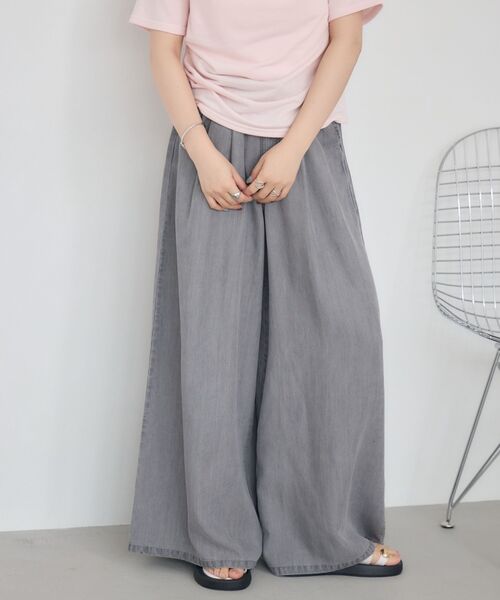 RETRO GIRL（レトロガール）の「【セットアップ対応】ライトオンスワイドパンツ（その他パンツ・レディース・ブラック/ライトブルー/ブルー・SMALL/MEDIUM）」の2枚目の写真