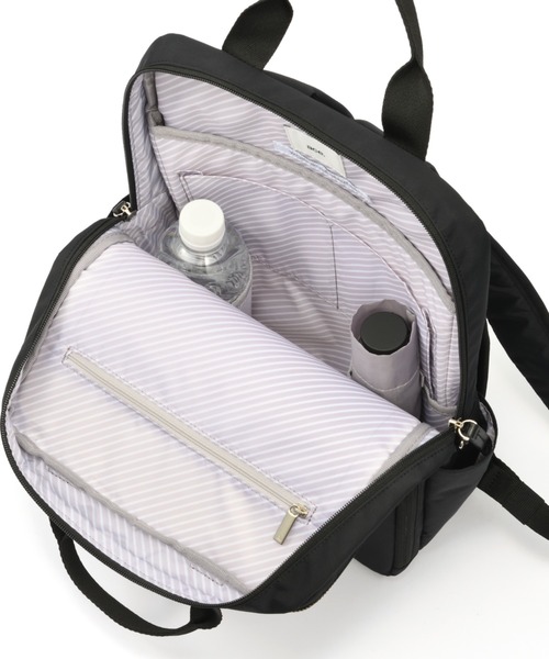 ace.（エース）の「フィッテムライト リュックサック  A4サイズ 13.3インチ収納 12L 20391（ビジネスバッグ・レディース・ブラック/ダークグレー・FREE）」の14枚目の写真