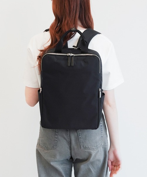 ace.（エース）の「フィッテムライト リュックサック  A4サイズ 13.3インチ収納 12L 20391（ビジネスバッグ・レディース・ブラック/ダークグレー・FREE）」の20枚目の写真