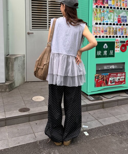 w closet(ダブルクローゼット)の「ナンバリングギャザーT 夏服(Tシャツ/カットソー・レディース・オレンジ/ネイビー/グレー/オフホワイト・FREE)」の20枚目の写真