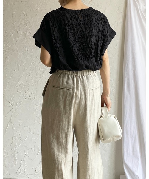 She's Closet（シーズクローゼット）の「フレンチスリーブインド綿100%スモッキング刺繍フレアブラウス（シャツ/ブラウス・レディース・ブラック/ホワイト・FREE）」の16枚目の写真