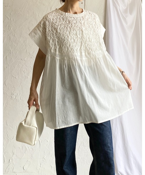 She's Closet（シーズクローゼット）の「フレンチスリーブインド綿100%スモッキング刺繍フレアブラウス（シャツ/ブラウス・レディース・ブラック/ホワイト・FREE）」の17枚目の写真