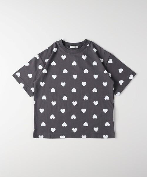 VIVIAN BLUE(ビビアンブルー)の「VIVIAN BLUE(ヴィヴィアンブルー)ハート総柄Tシャツ(Tシャツ/カットソー・キッズ・ブラック系/ピンク系5・11/12/13/14)」の1枚目の写真
