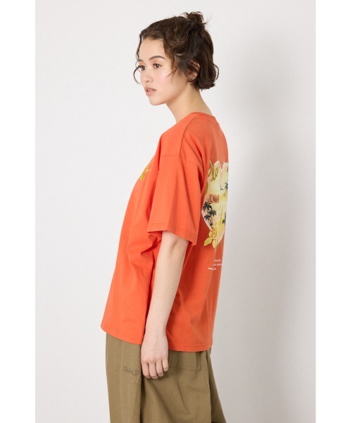 RODEO CROWNS WIDE BOWL(ロデオクラウンズワイドボウル)の「ビーチ柄Tシャツ(Tシャツ/カットソー・レディース・オフホワイト/オレンジ/ブラック・SMALL/MEDIUM)」の9枚目の写真