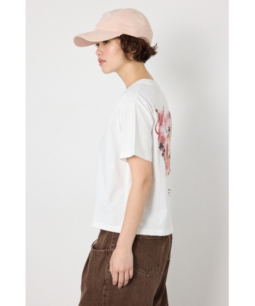 RODEO CROWNS WIDE BOWL(ロデオクラウンズワイドボウル)の「ビーチ柄Tシャツ(Tシャツ/カットソー・レディース・オフホワイト/オレンジ/ブラック・SMALL/MEDIUM)」の15枚目の写真