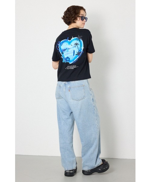RODEO CROWNS WIDE BOWL(ロデオクラウンズワイドボウル)の「ビーチ柄Tシャツ(Tシャツ/カットソー・レディース・オフホワイト/オレンジ/ブラック・SMALL/MEDIUM)」の7枚目の写真