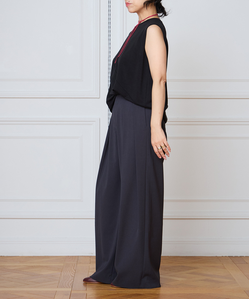 IENA LA BOUCLE(イエナラブークル)の「IENA LA BOUCLE ドレープカットソー(Tシャツ/カットソー・レディース・ブラック/ブラウン・FREE)」の6枚目の写真