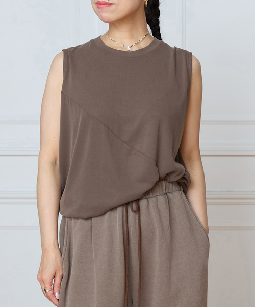 IENA LA BOUCLE(イエナラブークル)の「IENA LA BOUCLE ドレープカットソー(Tシャツ/カットソー・レディース・ブラック/ブラウン・FREE)」の17枚目の写真