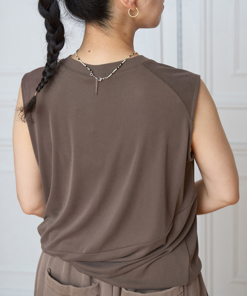 IENA LA BOUCLE(イエナラブークル)の「IENA LA BOUCLE ドレープカットソー(Tシャツ/カットソー・レディース・ブラック/ブラウン・FREE)」の21枚目の写真