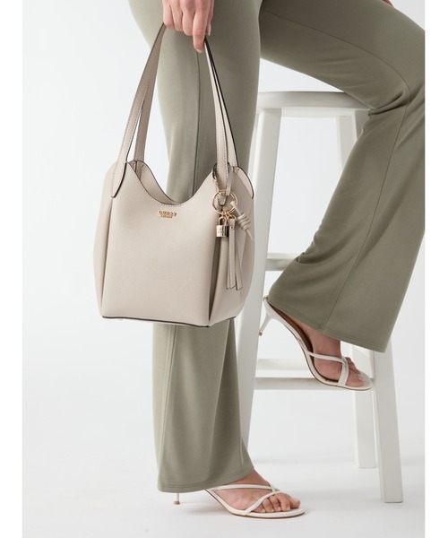 MELODY Bucket Bag ショルダーバッグ バケットバッグ | GUESS(ゲス