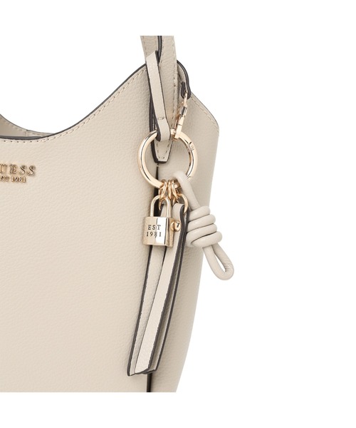 Guess（ゲス）の「MELODY Bucket Bag ショルダーバッグ バケットバッグ（ショルダーバッグ・レディース・ベージュ/ブラック/キャメル・ONE SIZE）」の13枚目の写真