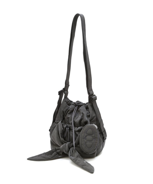 athe（アテ）の「[RUBAN] ダークグレーリボンバックパック兼ショルダーバッグ MINI AABA5F941G3（ショルダーバッグ・レディース・ダークグレー・FREE）」の10枚目の写真