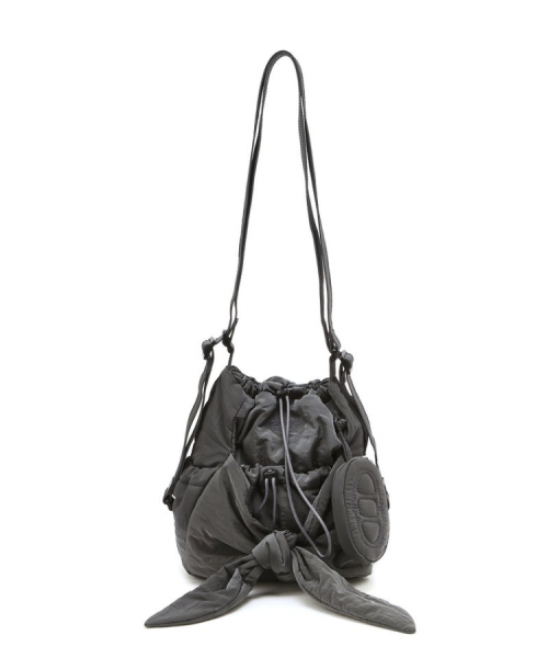 athe（アテ）の「[RUBAN] ダークグレーリボンバックパック兼ショルダーバッグ MINI AABA5F941G3（ショルダーバッグ・レディース・ダークグレー・FREE）」の9枚目の写真