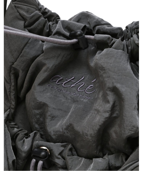 athe（アテ）の「[RUBAN] ダークグレーリボンバックパック兼ショルダーバッグ MINI AABA5F941G3（ショルダーバッグ・レディース・ダークグレー・FREE）」の4枚目の写真