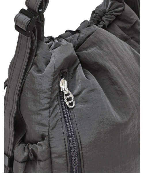 athe（アテ）の「[RUBAN] ダークグレーリボンバックパック兼ショルダーバッグ MINI AABA5F941G3（ショルダーバッグ・レディース・ダークグレー・FREE）」の2枚目の写真