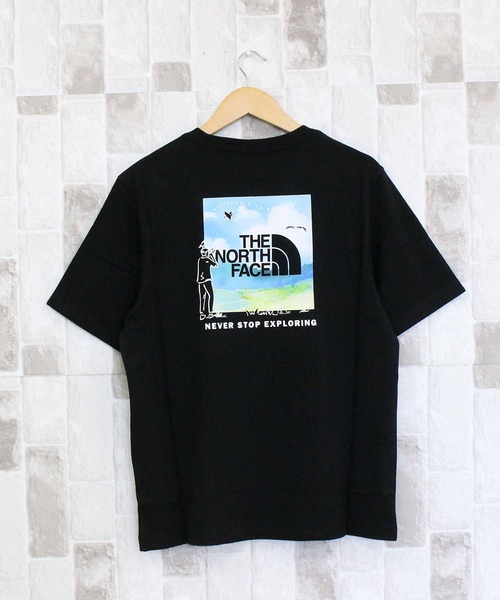 THE NORTH FACE（ザノースフェイス）の「TNF ヘビーウエイト シティ トラバース バックプリントTシャツ M HEAVYWEIGHT CITY TRAVERSE RELAXED SS TEE GRAPHIC-AP（Tシャツ/カットソー・メンズ・ブラック/ホワイト・XL/M/L）」の2枚目の写真