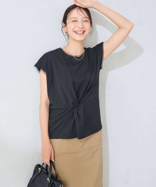 a.v.v（アーヴェヴェ）の「【接触冷感/UVカット】ツイストデザインカットソー（Tシャツ/カットソー・レディース・オレンジ系その他/ブラック・40/38）」の11枚目の写真