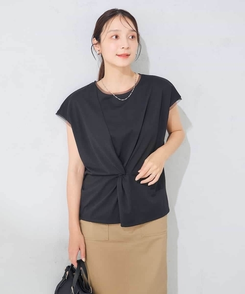 a.v.v（アーヴェヴェ）の「【接触冷感/UVカット】ツイストデザインカットソー（Tシャツ/カットソー・レディース・オレンジ系その他/ブラック・40/38）」の14枚目の写真