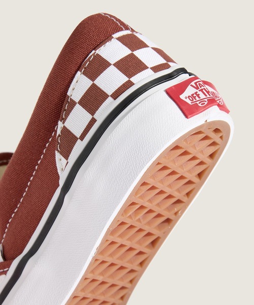 VANS(バンズ)の「キッズ クラシック スリッポン / Classic Slip-On COLOR THEORY C VN000D0JRUS1(スリッポン・キッズ・マルーン・13/12/3/2/1)」の6枚目の写真