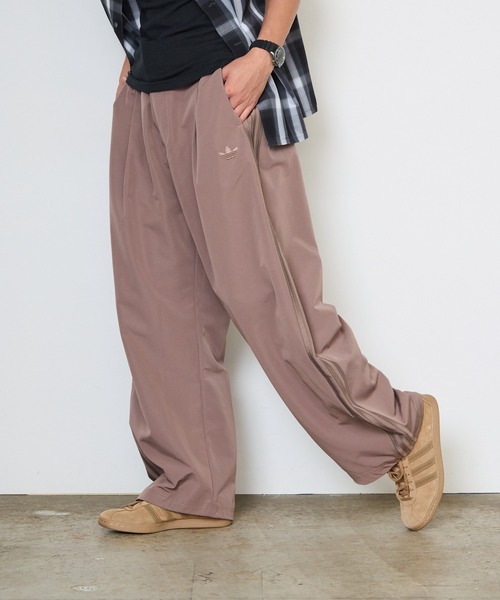 adidas(アディダス)の「adidas/アディダス ORI BARREL PANT オリジナルス ウーブン バレルパンツ バギーパンツ ワイドパンツ サイドライン メンズ レディース 2026年 夏 夏服 秋 秋服(スラックス・メンズ・ブラウン/ブルー・M/XL/XS)」の17枚目の写真