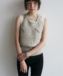 halter-neck knit vest / ホルターネックポケットビスチェ