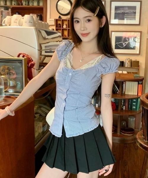 Sibra（シブラ）の「3color 胸元ギャザーフリルブラウス（シャツ/ブラウス・レディース・ネイビー/サックスブルー/ホワイト・M）」の19枚目の写真
