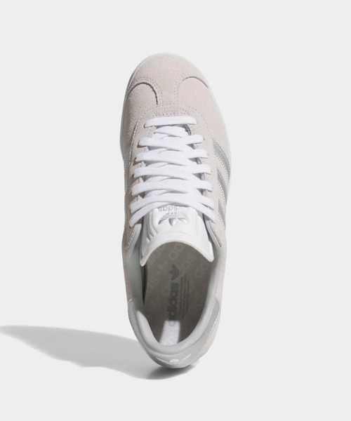 adidas(アディダス)の「オリジナルスゴルフ ウィメンズ ガゼル ゴルフ 【adidas Golf/アディダスゴルフ】(スニーカー・レディース・グレー・22.0cm/24.0cm/24.5cm/25.0cm/26.0cm/25.5cm/23.0cm/22.5cm/23.5cm)」の2枚目の写真