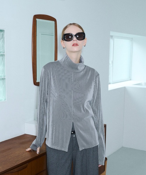 seyto（セイト）の「High neck pleats long sleeve tops / ハイネックプリーツロンT（その他トップス・メンズ・グレー/ブルー・2/3）」の6枚目の写真
